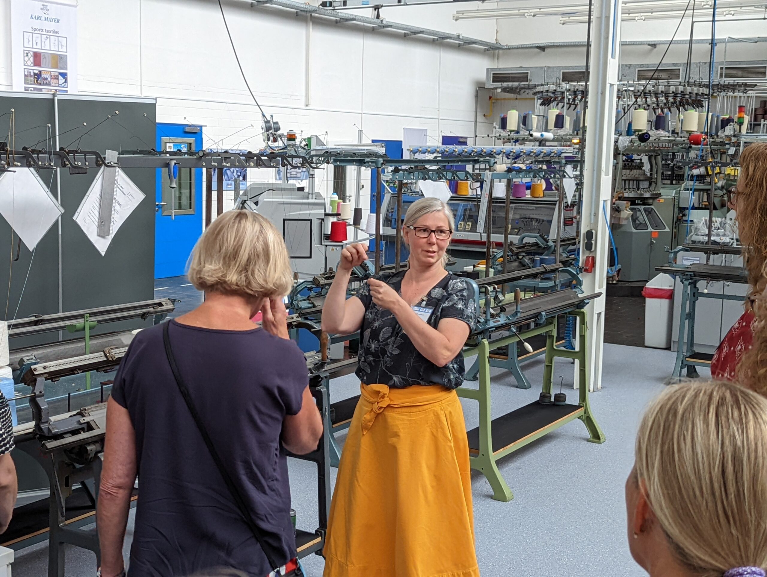 Network Women Strengths Hof Visits The Textile Technology Center In network-women-strengths-hof-visits-the-textile-technology-center-in